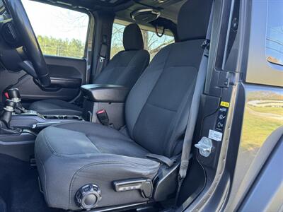 2020 Jeep Wrangler Sport   - Photo 9 - Loganville, GA 30052