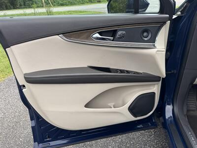 2018 Lincoln MKX Reserve   - Photo 8 - Loganville, GA 30052