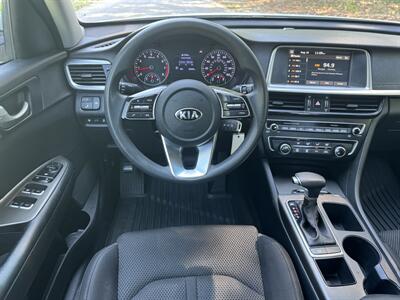 2020 Kia Optima LX   - Photo 12 - Loganville, GA 30052