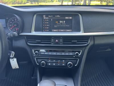 2020 Kia Optima LX   - Photo 14 - Loganville, GA 30052