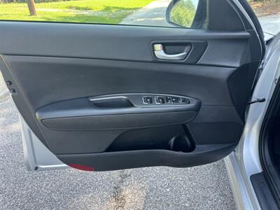2020 Kia Optima LX   - Photo 8 - Loganville, GA 30052
