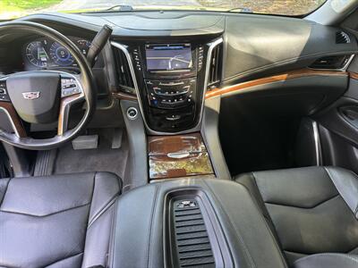 2020 Cadillac Escalade Luxury   - Photo 14 - Loganville, GA 30052