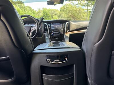 2020 Cadillac Escalade Luxury   - Photo 17 - Loganville, GA 30052