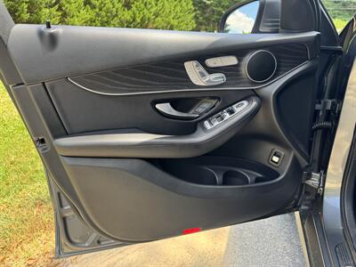 2017 Mercedes-Benz GLC GLC 300   - Photo 8 - Loganville, GA 30052