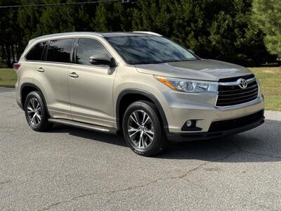 2016 Toyota Highlander XLE   - Photo 3 - Loganville, GA 30052