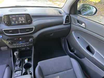 2020 Hyundai TUCSON SEL   - Photo 16 - Loganville, GA 30052