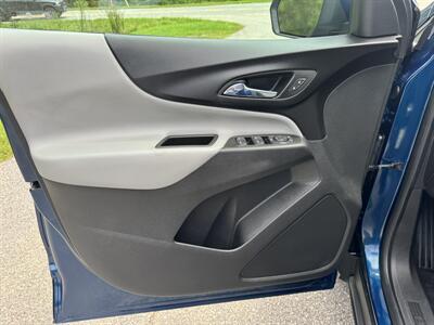 2020 Chevrolet Equinox LT   - Photo 8 - Loganville, GA 30052