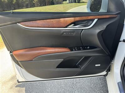 2017 Cadillac XTS Luxury   - Photo 8 - Loganville, GA 30052