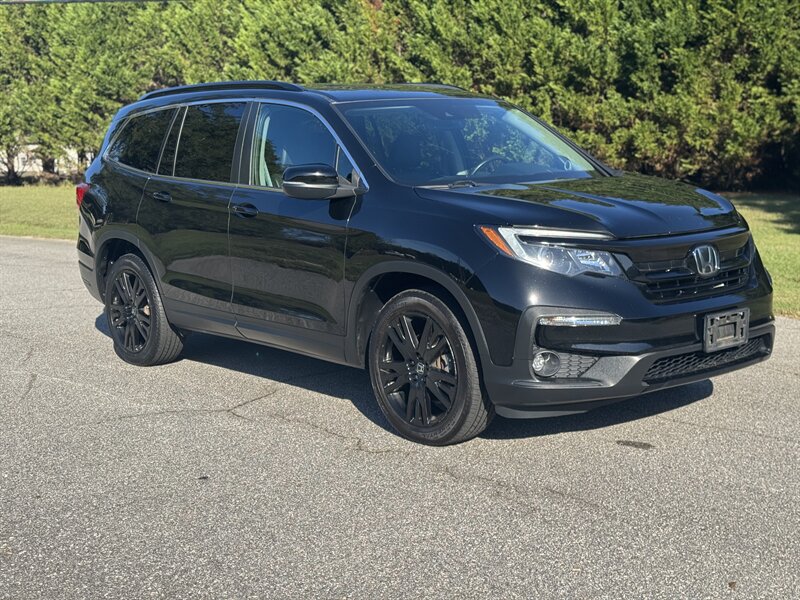 2022 Honda Pilot SE - Photo 1 - Loganville, GA 30052