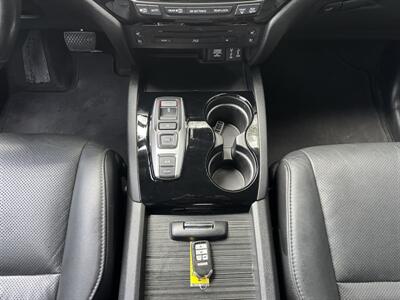 2018 Honda Pilot Elite   - Photo 15 - Loganville, GA 30052