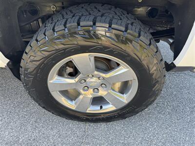2018 Chevrolet Silverado 1500 LTZ Z71  6.2L - Photo 21 - Loganville, GA 30052
