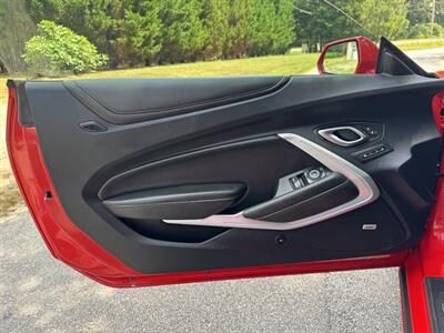 2020 Chevrolet Camaro SS   - Photo 11 - Loganville, GA 30052