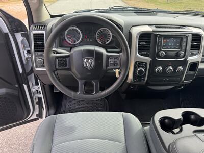 2020 RAM Ram 1500 Classic SLT   - Photo 11 - Loganville, GA 30052