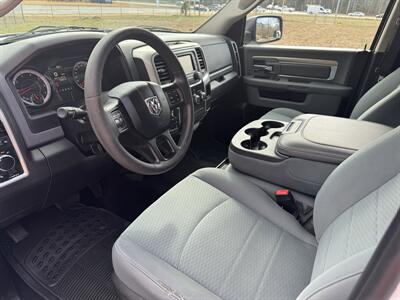 2020 RAM Ram 1500 Classic SLT   - Photo 7 - Loganville, GA 30052