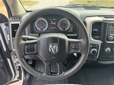 2020 RAM Ram 1500 Classic SLT   - Photo 10 - Loganville, GA 30052