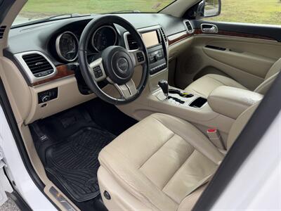 2013 Jeep Grand Cherokee Limited   - Photo 9 - Loganville, GA 30052