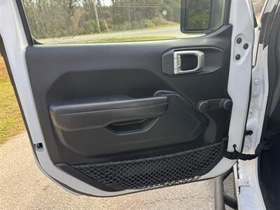 2018 Jeep Wrangler Sport   - Photo 8 - Loganville, GA 30052