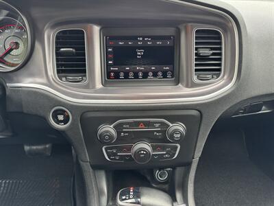 2020 Dodge Charger SXT   - Photo 13 - Loganville, GA 30052