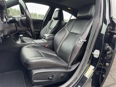2020 Dodge Charger SXT   - Photo 9 - Loganville, GA 30052
