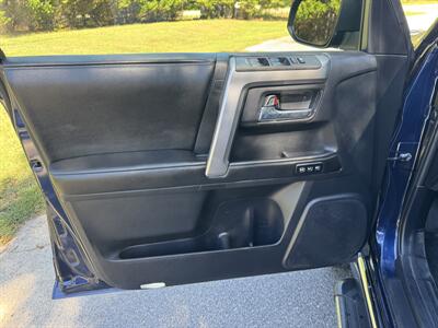 2014 Toyota 4Runner Limited   - Photo 8 - Loganville, GA 30052