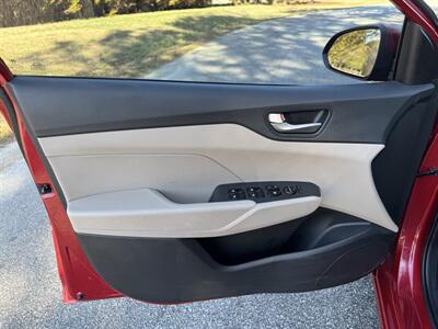 2018 Hyundai ACCENT SE   - Photo 8 - Loganville, GA 30052