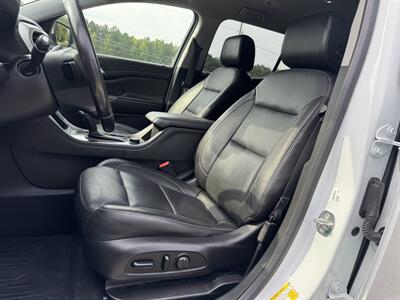 2019 GMC Acadia SLT-2   - Photo 9 - Loganville, GA 30052