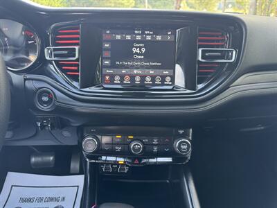 2022 Dodge Durango SXT   - Photo 13 - Loganville, GA 30052