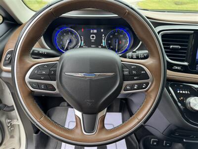 2017 Chrysler Pacifica Limited - Photo 10 - Loganville, GA 30052