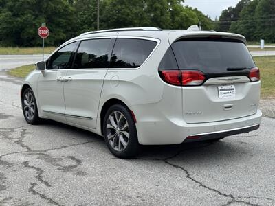 2017 Chrysler Pacifica Limited - Photo 6 - Loganville, GA 30052
