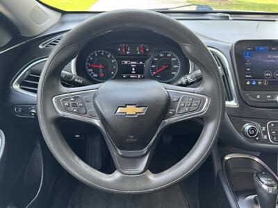 2019 Chevrolet Malibu LT   - Photo 10 - Loganville, GA 30052
