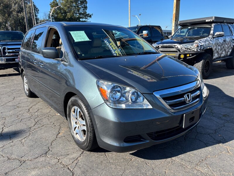 2005 Honda Odyssey EX's photo