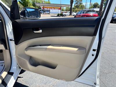 2005 Toyota Prius   - Photo 13 - Sacramento, CA 95821