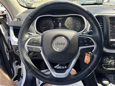 2015 Jeep Cherokee Trailhawk   - Photo 14 - Sacramento, CA 95821