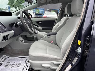 2011 Toyota Prius Three   - Photo 10 - Sacramento, CA 95821