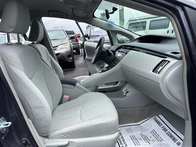 2011 Toyota Prius Three   - Photo 12 - Sacramento, CA 95821