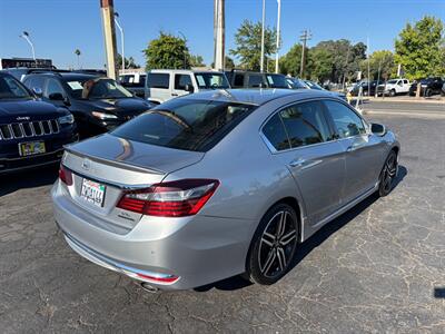 2017 Honda Accord Touring V6 - Photo 4 - Sacramento, CA 95821