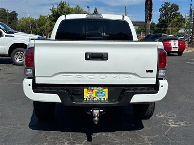 2020 Toyota Tacoma TRD Off-Road   - Photo 4 - Sacramento, CA 95821