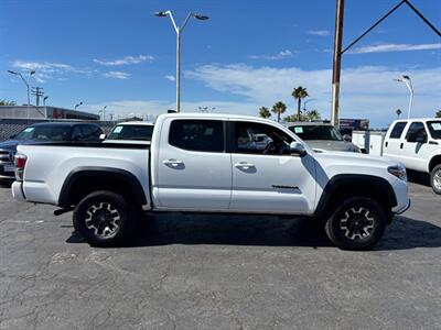 2020 Toyota Tacoma TRD Off-Road   - Photo 2 - Sacramento, CA 95821