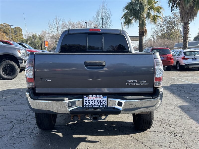 2009 Toyota Tacoma PreRunner photo 3