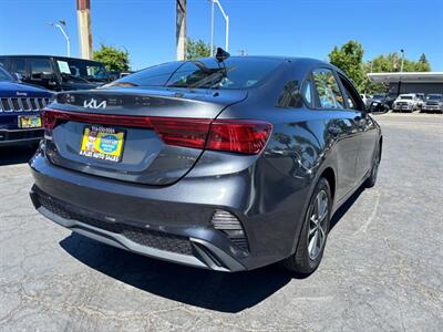 2023 Kia Forte LXS   - Photo 3 - Sacramento, CA 95821