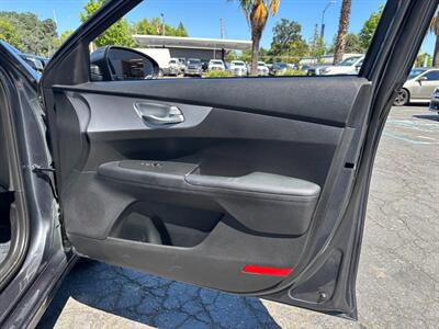 2023 Kia Forte LXS   - Photo 14 - Sacramento, CA 95821