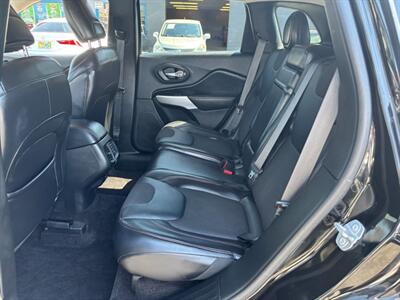 2017 Jeep Cherokee Trailhawk   - Photo 8 - Sacramento, CA 95821