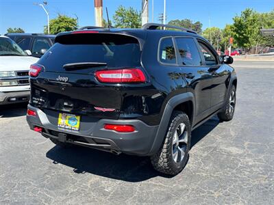 2017 Jeep Cherokee Trailhawk   - Photo 3 - Sacramento, CA 95821