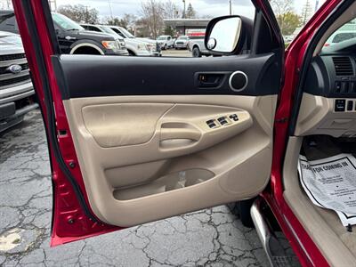 2005 Toyota Tacoma V6   - Photo 14 - Sacramento, CA 95821