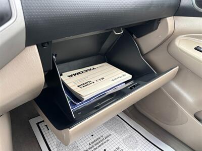 2005 Toyota Tacoma V6   - Photo 19 - Sacramento, CA 95821