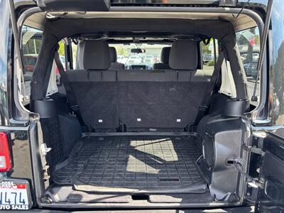 2012 Jeep Wrangler Sahara   - Photo 9 - Sacramento, CA 95821