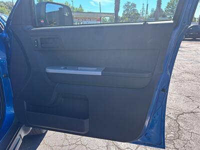 2011 Ford Escape XLT   - Photo 11 - Sacramento, CA 95821