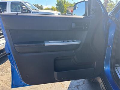 2011 Ford Escape XLT   - Photo 12 - Sacramento, CA 95821