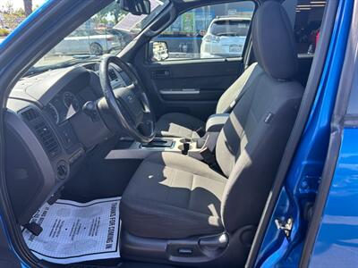 2011 Ford Escape XLT   - Photo 6 - Sacramento, CA 95821