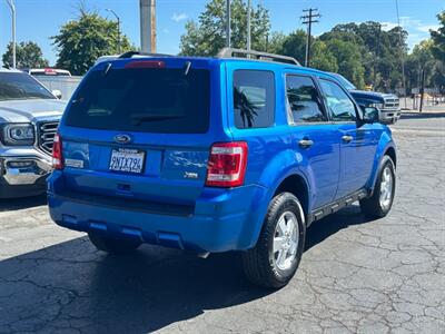 2011 Ford Escape XLT   - Photo 2 - Sacramento, CA 95821